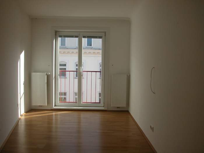Attraktive 2,5 Zimmer Wohnung, neu adaptiert! /  / 1050 Wien / Bild 1