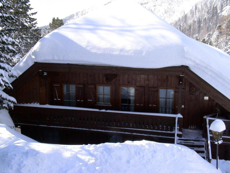 JUWEL inkl. unverbauten Fernblick! Wunderschnes Apartmenthaus mit 3 Wohnungen auf der Turracher Hhe! /  / 9565 Reichenau / Bild 2