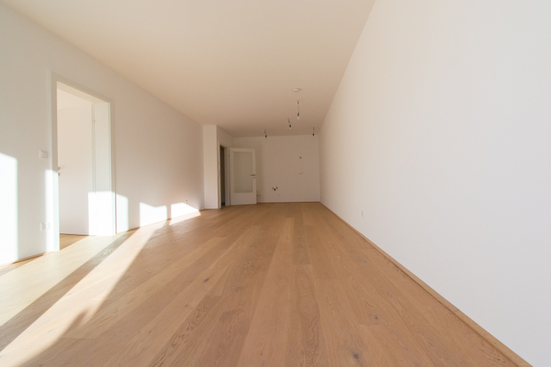 ERSTBEZUG! PRCHENHIT MIT GARTEN UND TERRASSE! /  / 1220 Wien / Bild 9