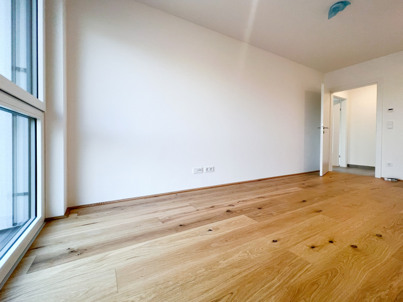 FIRST OCCUPANCY WITH 2 BALCONIES - 3 ROOM APARTMENT DIRECTLY BY THE SUBWAY (U1) /  / 1210 Wien / Bild 2