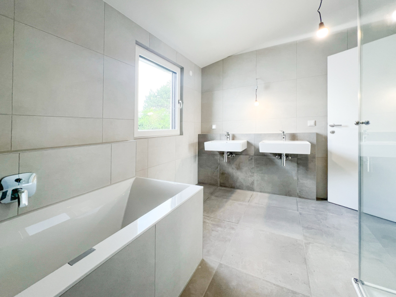 FIRST OCCUPANCY: ROW HOUSE WITH PV SYSTEM AND HIGH-QUALITY FITTED KITCHEN NEAR THE BATHING POND /  / 1220 Wien / Bild 6