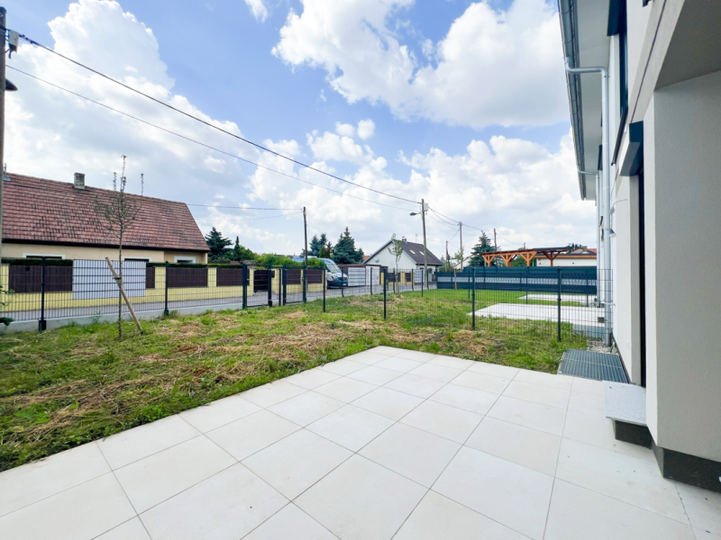 FIRST OCCUPANCY: ROW HOUSE WITH PV SYSTEM AND HIGH-QUALITY FITTED KITCHEN NEAR THE BATHING POND /  / 1220 Wien / Bild 8