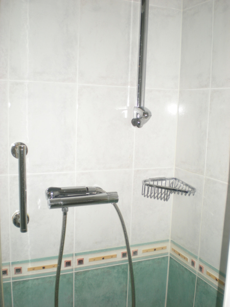 Helle 2,5 Zimmr Wohnung Nhe Raimund Theater /  / 1060 Wien / Bild 6