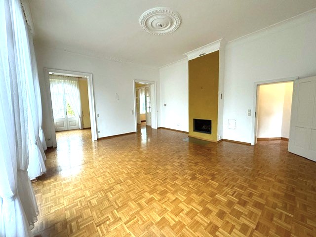 Historische Beletage! Auergewhnliche 151 m inkl. Fernsicht beim Doblhoff Park! /  / 2500 Baden / Bild 6