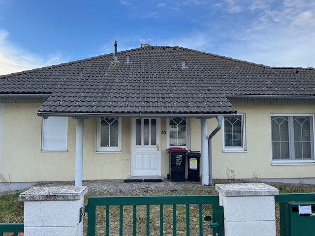 Reizender nicht unterkellerter Bungalow