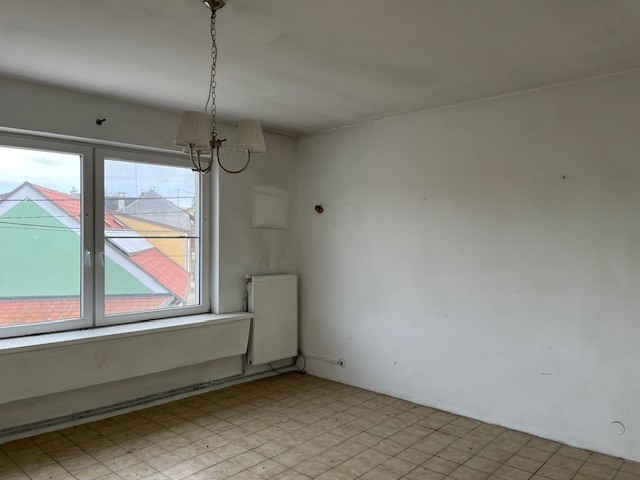 Zweifamilienwohnhaus mit kleinem Garten /  / 2171  / Bild 7