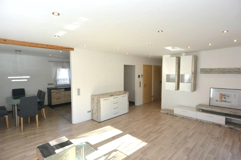 Sonniger Platz mit Bungalow (BJ 2016) mit Garten inkl. Terrasse und Garage! /  / 2603 Felixdorf / Bild 5