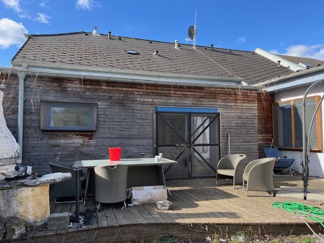 Ebenerdiges Eckhaus mit Garten und Terrasse /  / 2225 Zistersdorf / Bild 8