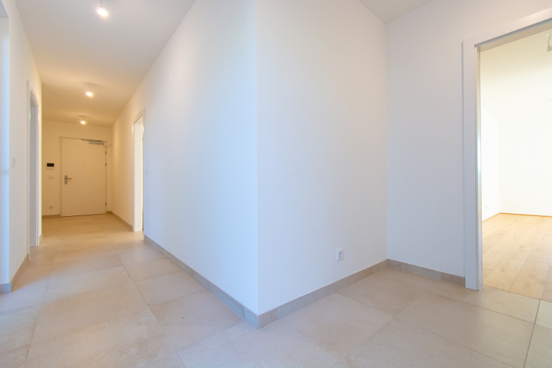 GLORIT ERSTBEZUG: FAMILIENWOHNUNG CA. 30 m TERRASSE! /  / 1210 Wien / Bild 7