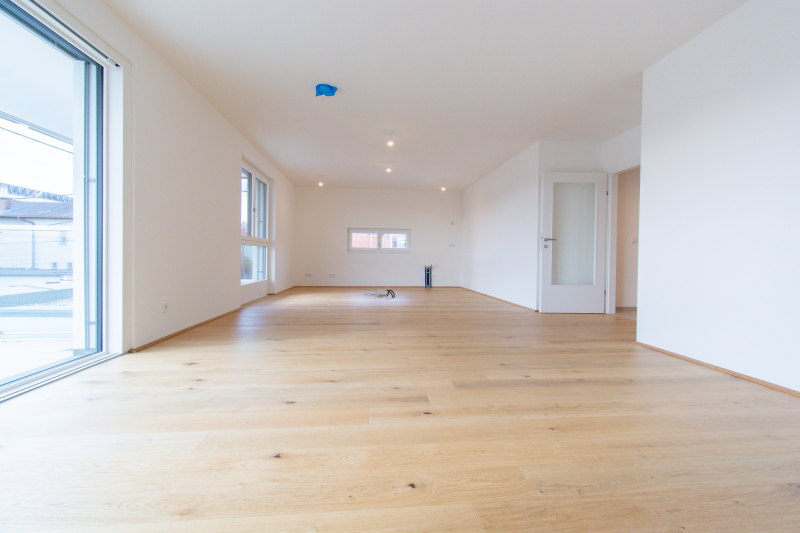 ERSTBEZUG: 4-ZIMMER-WOHNUNG MIT HOCHWERTIGER EINBAUKCHE UND GROZGIGER TERRASSE! /  / 1220 Wien, 22. Bezirk, Donaustadt / Bild 2