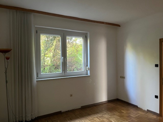 Bungalow mit idyllischem Garten und Garage /  / 3021 Pressbaum / Bild 3