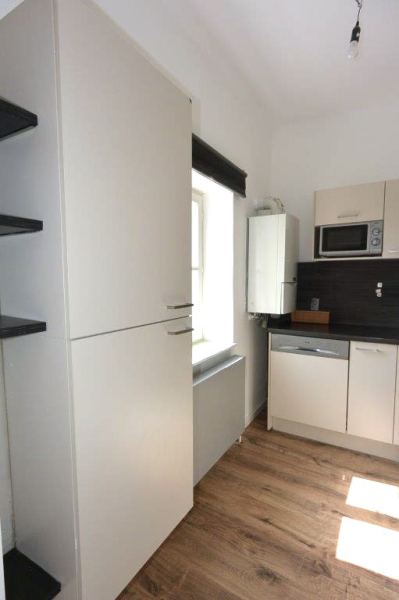 Helle, gemtliche 3 Zimmer Dachgeschosswohnung (keine Schrgen) am Josefplatz! /  / 2500 Baden / Bild 4