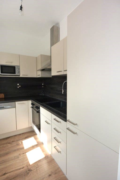 Helle, gemtliche 3 Zimmer Dachgeschosswohnung (keine Schrgen) am Josefplatz! /  / 2500 Baden / Bild 5