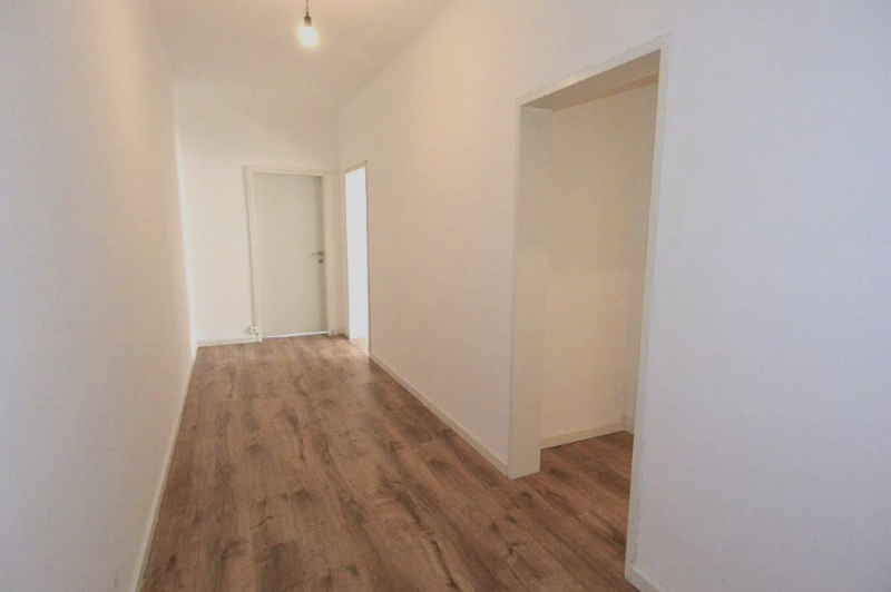Helle, gemtliche 3 Zimmer Dachgeschosswohnung (keine Schrgen) am Josefplatz! /  / 2500 Baden / Bild 7