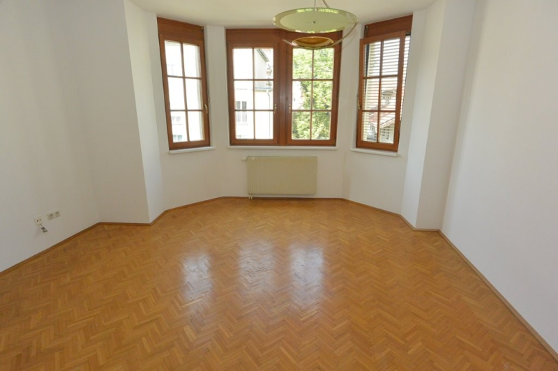 Zentral gelegene helle, ruhige 2 Zimmerwohnung ca. 45 m beim Josefplatz! /  / 2500 Baden / Bild 3