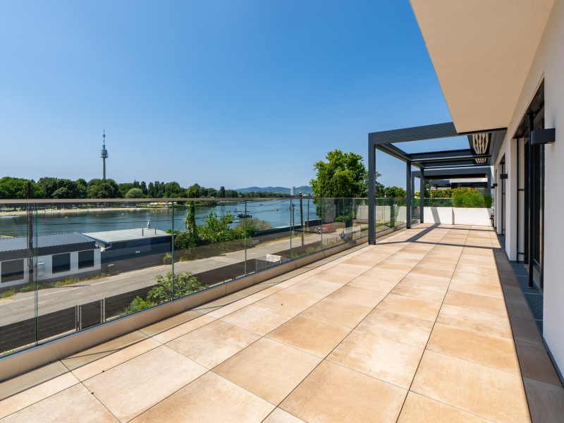 Lebensqualitt auf hchstem Niveau! Penthouse mit ber 400 m Flche zum Leben & Genieen in Bestlage an der Alten Donau  unverbaubarer Blick aufs Wasser inklusive! /  / 1220 Wien / Bild 8
