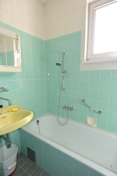 Schnes groes Grundstck mit 1030 m inkl. sanierungsbedrftigen Einfamilienhaus! /  / 2483 Weigelsdorf / Bild 6
