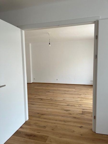 Generalsanierte 4 Zimmerwohnung mit Loggia /  / 1200 Wien / Bild 3