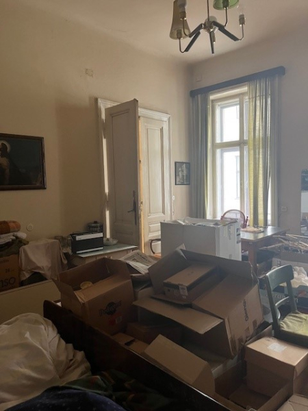 Zu sanierende Altbauwohnung im ersten Stock, Innenhoflage /  / 1020 Wien / Bild 5