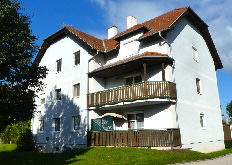 Freundliche 3-Zimmer Wohnung mit Balkon in ruhiger Lage /  / 2625 Schwarzau am Steinfeld / Bild 1