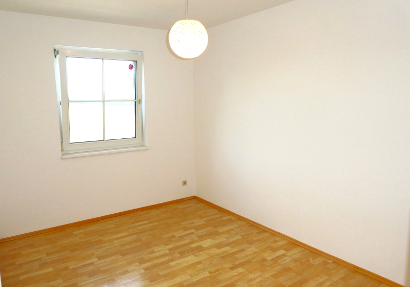 Freundliche 3-Zimmer Wohnung mit Balkon in ruhiger Lage /  / 2625 Schwarzau am Steinfeld / Bild 0