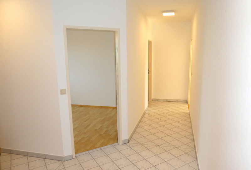 Freundliche 3-Zimmer Wohnung mit Balkon in ruhiger Lage /  / 2625 Schwarzau am Steinfeld / Bild 1