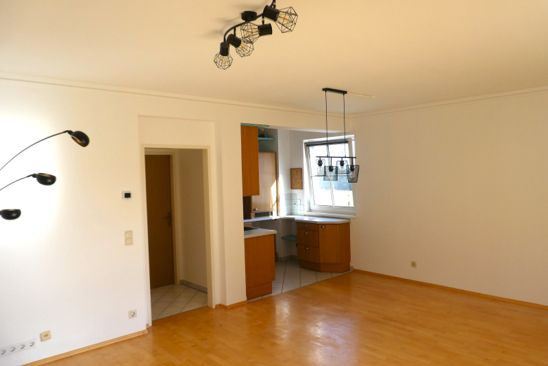 Freundliche 3-Zimmer Wohnung mit Balkon in ruhiger Lage /  / 2625 Schwarzau am Steinfeld / Bild 4