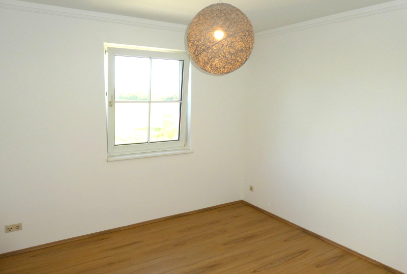 Freundliche 3-Zimmer Wohnung mit Balkon in ruhiger Lage /  / 2625 Schwarzau am Steinfeld / Bild 5