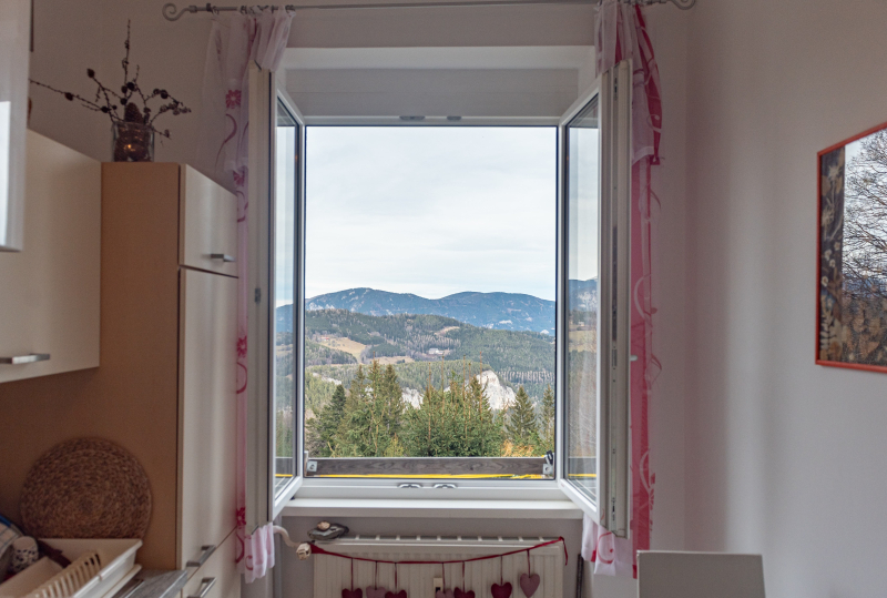 Semmering! 2-Zimmer-Wohnung mit traumhafter Aussicht! /  / 2680 Semmering-Kurort / Bild 2