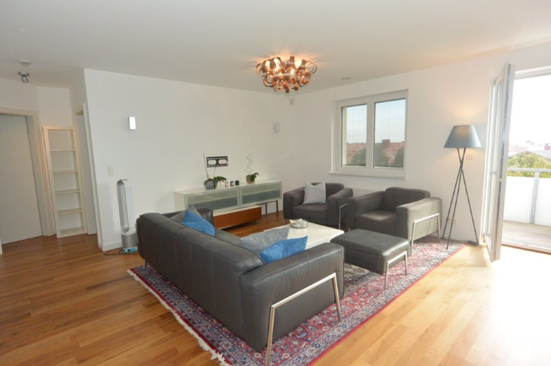 Sonnige und hochwertige 3 Zimmerwohnung ca. 96 m inkl. Balkon und Garage in Brunn am Gebirge! /  / 2345 Brunn a. Geb / Bild 1