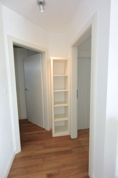 Sonnige und hochwertige 3 Zimmerwohnung ca. 96 m inkl. Balkon und Garage in Brunn am Gebirge! /  / 2345 Brunn a. Geb / Bild 1