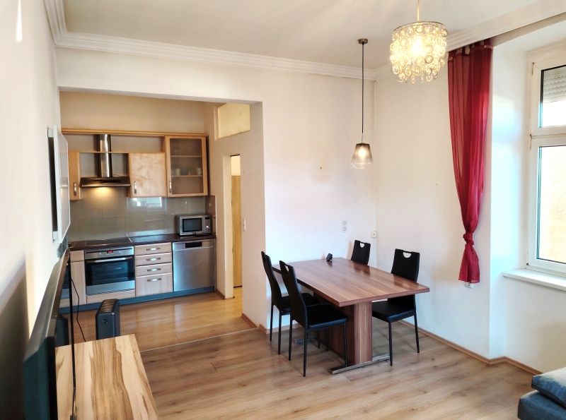 Charmante 2-Zimmer Wohnung im Zentrum von Gloggnitz /  / 2640 Gloggnitz / Bild 2