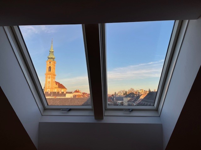 5 Zimmer Eigentumsobjekt auf 2 Etagen mit 2 Terrassen, als Bro konzipiert /  / 2000 Stockerau / Bild 0