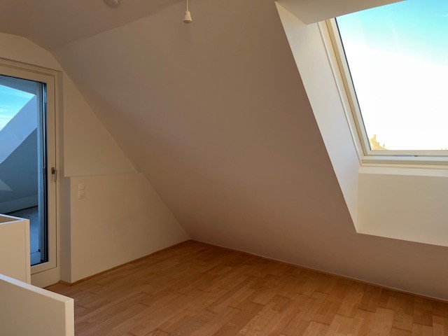 Eigentumswohnung auf 2 Ebenen mit 2 Zimmern, Terrasse und Loggia /  / 2000 STockerau / Bild 5