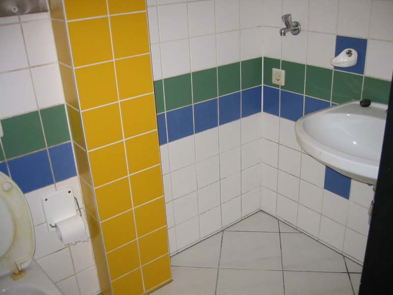 Wohnungsgemeinschaftstaugliche Wohnung, auch f�r Praxis m�glich