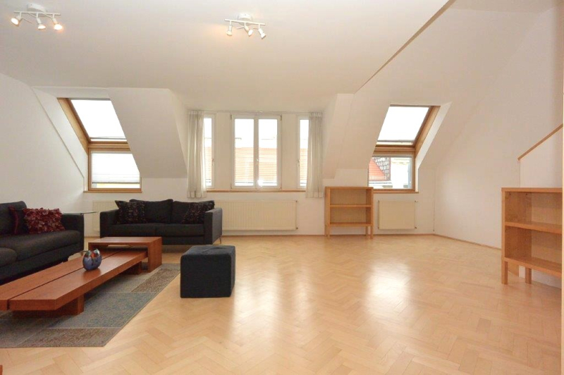 Lichtdurchflutete ca. 123 m� Dachgeschoss-Maisonette zzgl. ca. 18 m� Terrasse und Garage in 1180 Wien! /  / 1180&nbsp;Wien / Bild 1