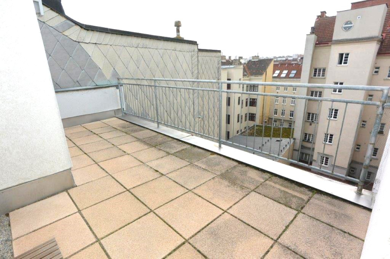 Lichtdurchflutete ca. 123 m� Dachgeschoss-Maisonette zzgl. ca. 18 m� Terrasse und Garage in 1180 Wien! /  / 1180&nbsp;Wien / Bild 0