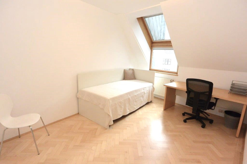 Lichtdurchflutete ca. 123 m� Dachgeschoss-Maisonette zzgl. ca. 18 m� Terrasse und Garage in 1180 Wien! /  / 1180&nbsp;Wien / Bild 5