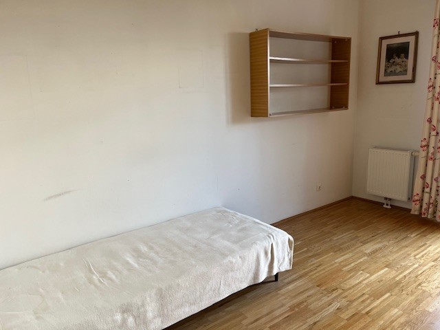 Zu sanierende 7 Zimmerwohnung , WG-geeignet /  / 1040&nbsp;Wien / Bild 2