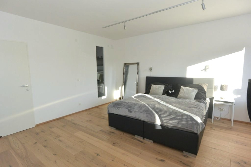 Neuwertige 3 Zimmer Wohnung: Sonnig, modern und lichtdurchflutet inkl. Loggia in M�dling! /  / 2340&nbsp;M�dling / Bild 5